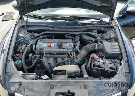 2010 Honda Accord 2.4 Ex-L z USA, uszkodzony, nr VIN 1HGCP2F81AA088376